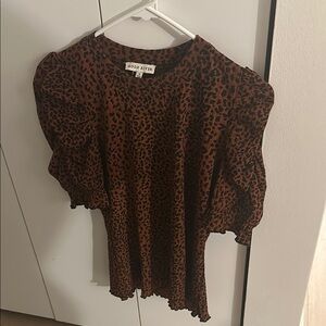 Moon River Brown Puff Sleeve Ruffled Blouse